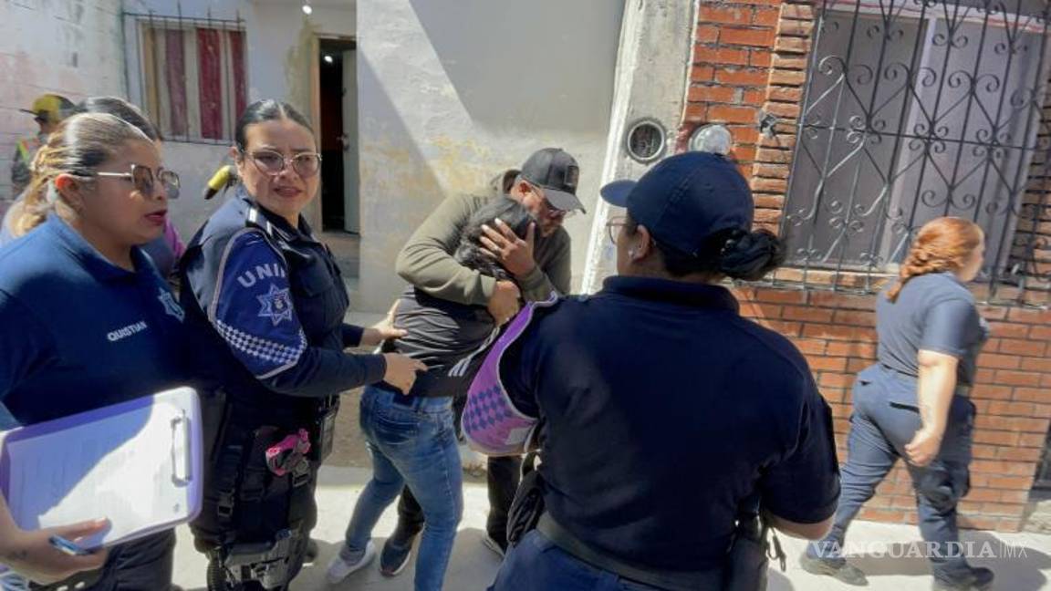 $!Un emotivo abrazo entre padre e hija marcó el rescate de la menor, quien fue trasladada a la Pronnif para garantizar su protección.