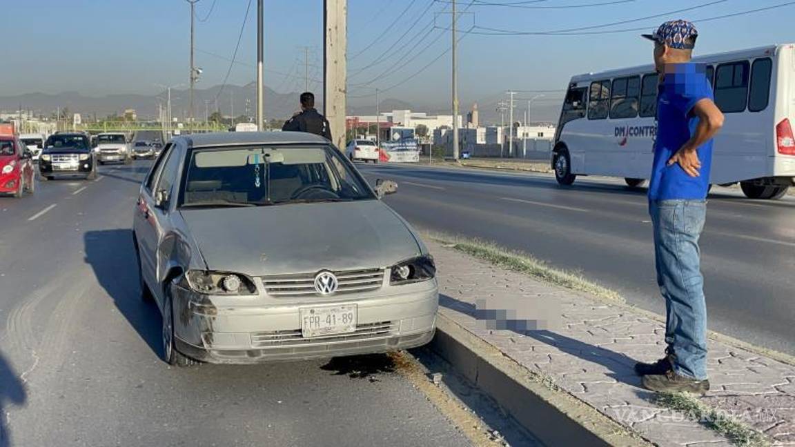 $!Las autoridades municipales acudieron al lugar de loa hechos para tomar conocimiento de lo sucedido.