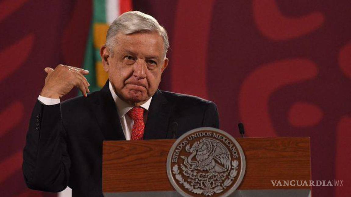 Mucha afición para tan poco, dice AMLO por eliminación de México