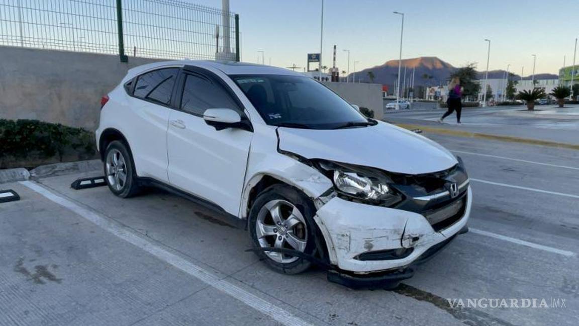$!Afortunadamente, no hubo personas lesionadas tras el choque entre el Hyundai y el Honda HR-V.