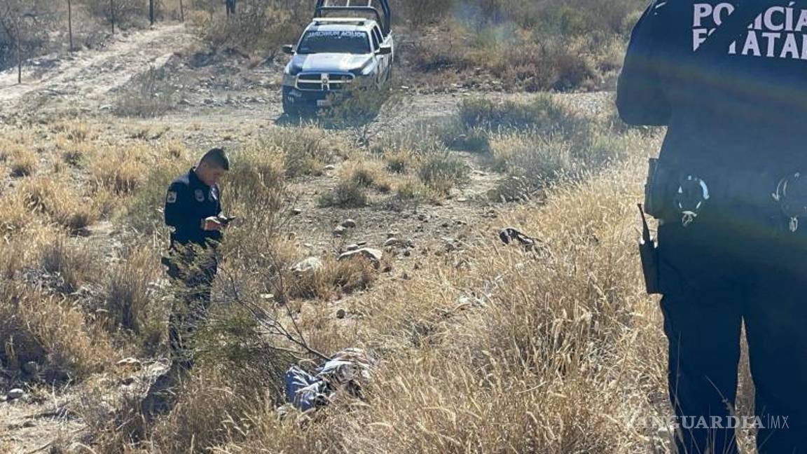 $!Personal de la Fiscalía General del Estado y peritos realizaron el peritaje correspondiente en el lugar de los hechos.