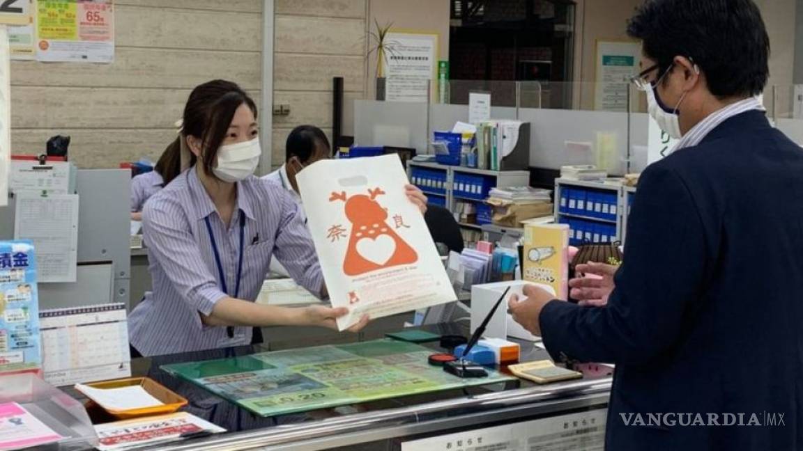 En Japón crean bolsas hechas de arroz para evitar que animales coman plástico y mueran