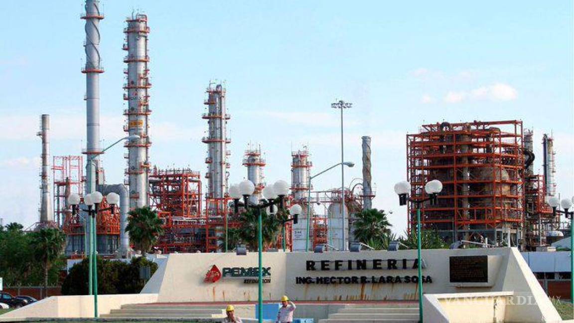 Alcalde de Cadereyta afirma que defenderá la refinería de Pemex