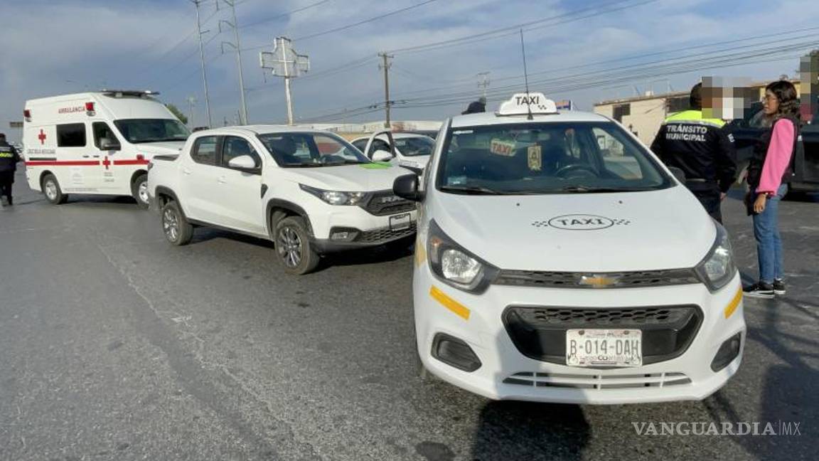 $!El accidente generó una importante movilización de servicios de emergencia en el Periférico.