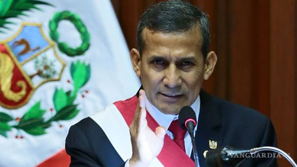 Padre de ex presidente de Perú le sugiere a su hijo suicidarse