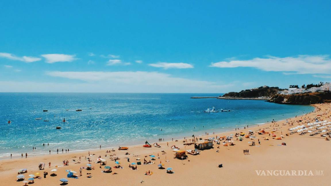 $!Las plataformas en línea ofrecen una amplia gama de información sobre destinos turísticos, desde reseñas de viajeros hasta guías detalladas.