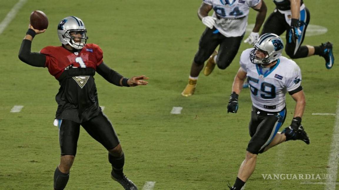 Panthers descartan a Kuechly y Newton contra los Bears