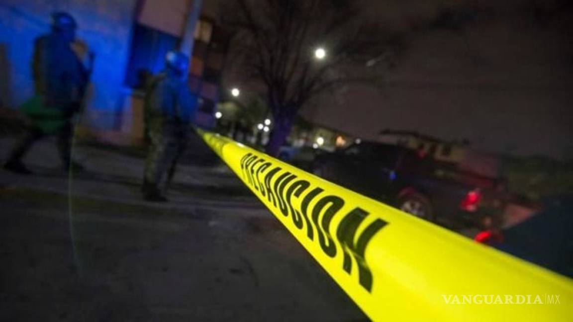 Asesinan a balazos a dos personas frente a su domicilio en Nava, Coahuila