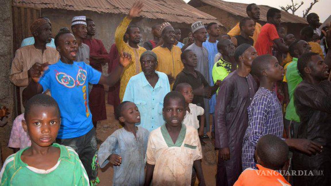 Secuestran a casi 300 de una escuela en Nigeria, la mayoría menores