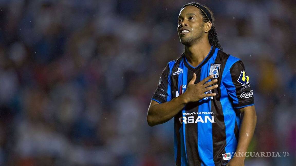 De Ronaldinho con amor... ¡Felices 70 años Querétaro!