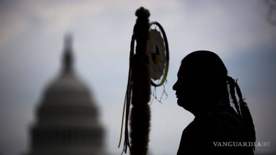 Pueblos indigenas alzan la voz contra Trump