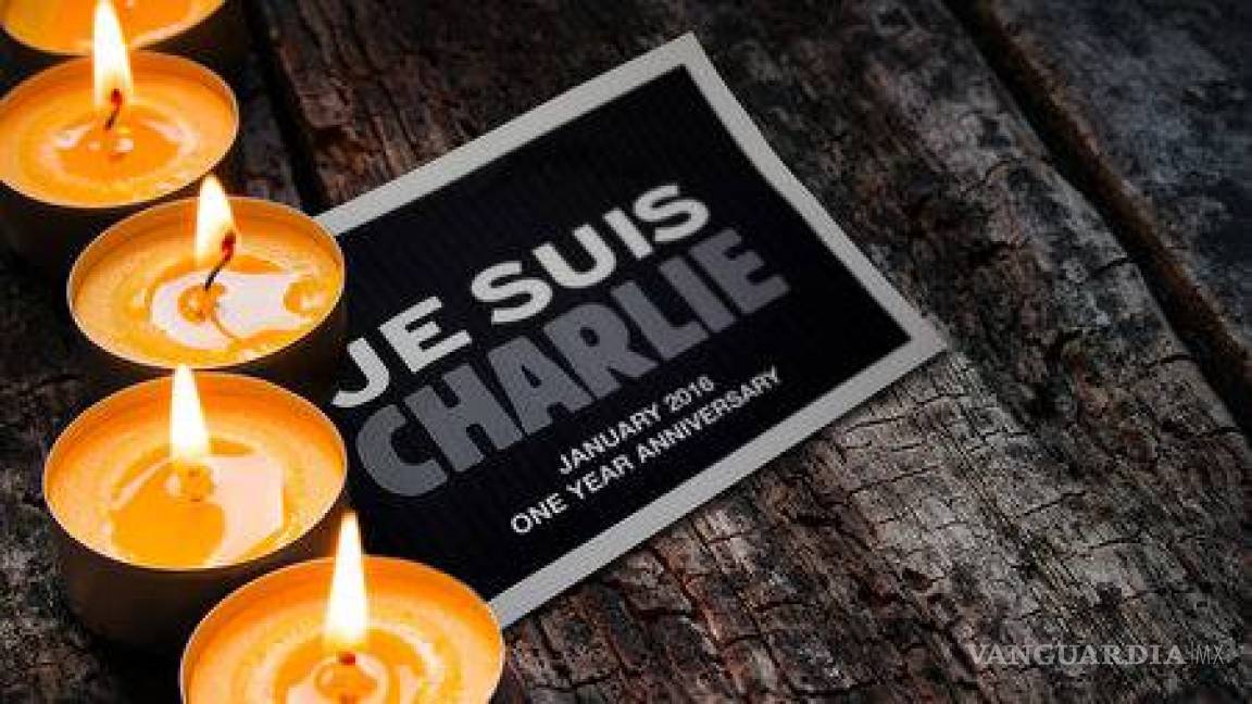 De blasfemia, el Vaticano critica portada conmemorativa de Charlie Hebdo