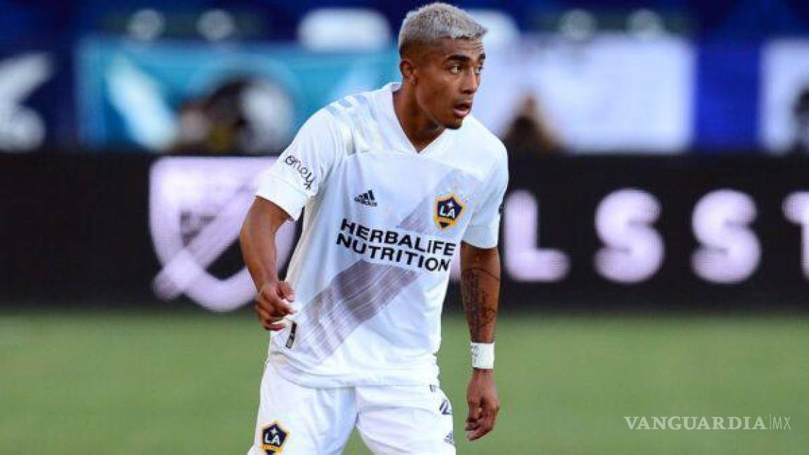 Podría ser convocado, Julián Araujo, por la Selección Mexicana; FIFA lo autoriza