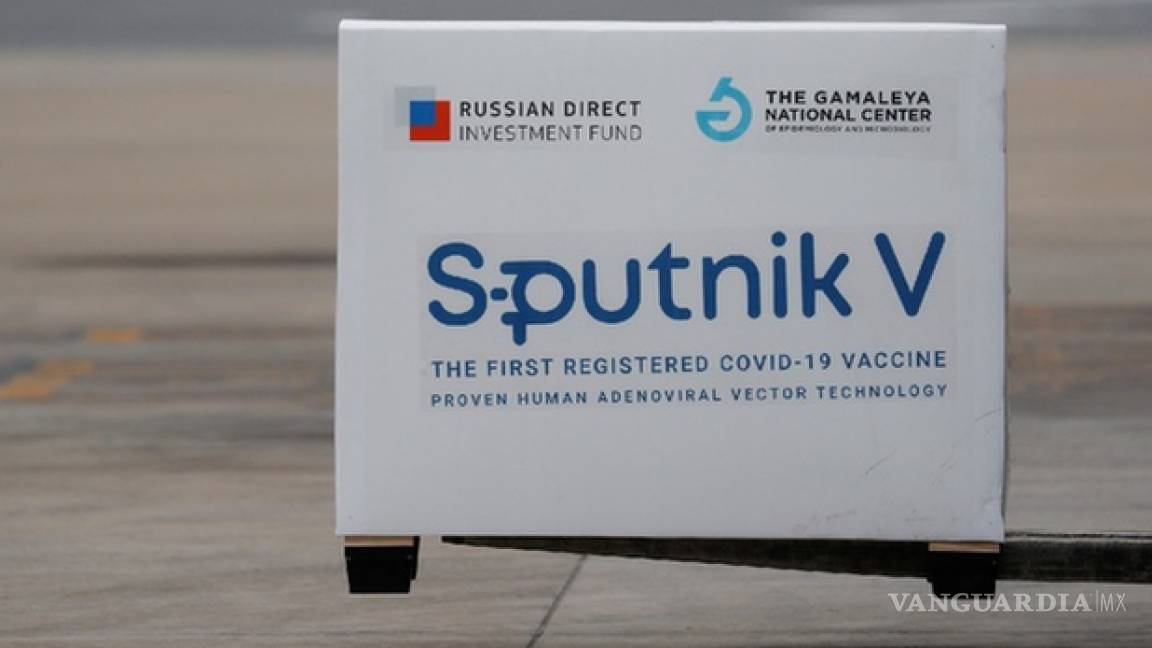 Vacuna Sputnik V llegará a México vía paquetería: Gatell