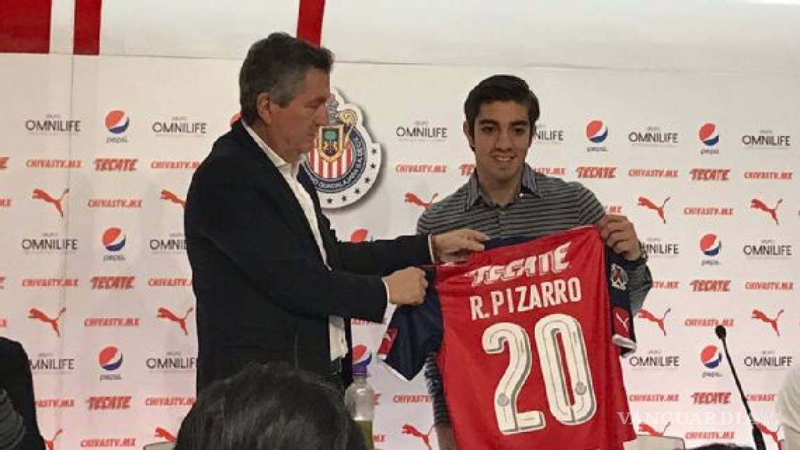 Pizarro será el único refuerzo para Chivas, confirma Vergara