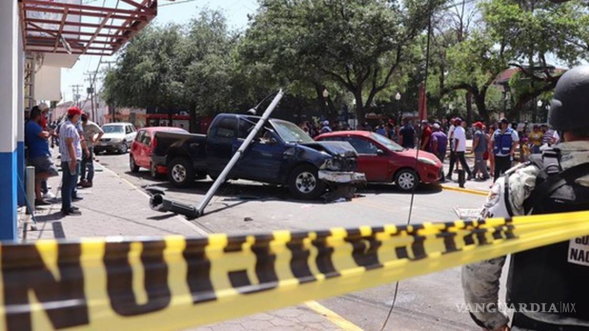 Elementos de la Guardia Nacional matan a dos en Nuevo Laredo, pobladores protestan; 'sembraron pruebas'