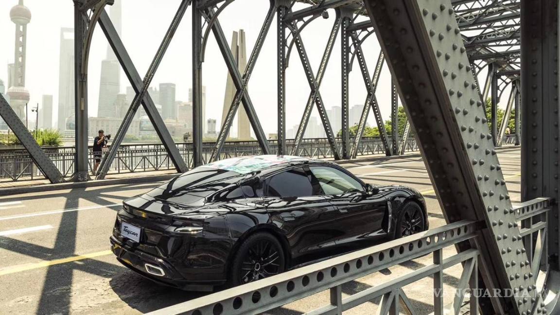 $!Porsche Taycan se deja ver en China, previo a su lanzamiento