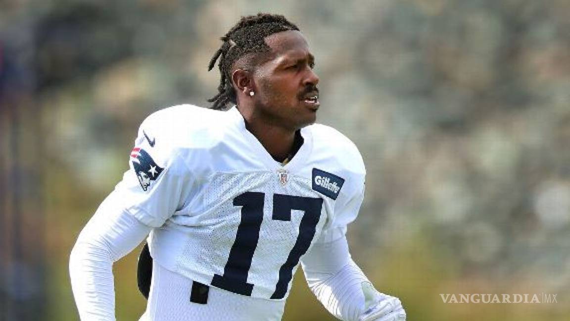$!Antonio Brown dio pistas de su retiro en redes sociales