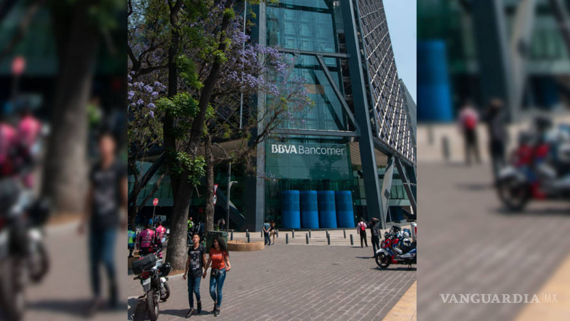 BBVA Bancomer desaloja oficinas corporativas en la CDMX tras amenaza de bomba