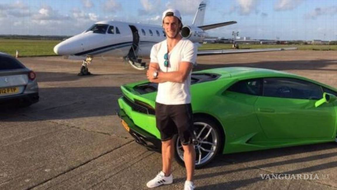 Gareth Bale invierte su salario en golf, coches y jets