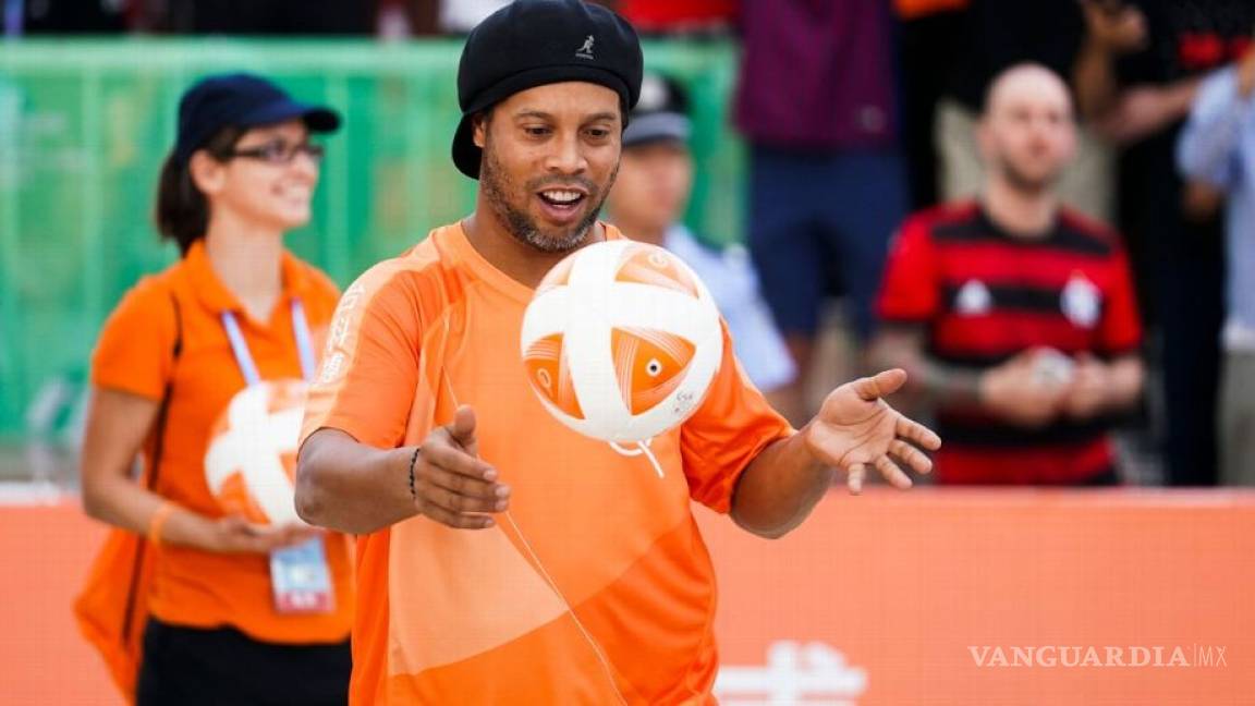 Ronaldinho se niega a jugar en Cancún por falta de pagos