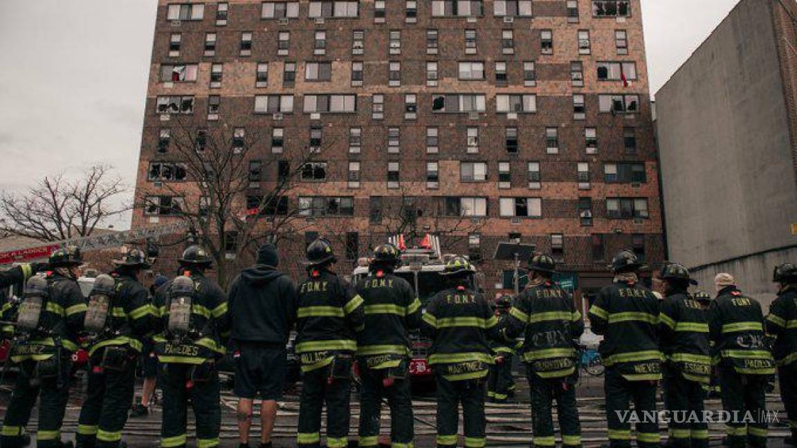 Incendio en edificio del Bronx deja 19 muertos, nueve niños entre ellos