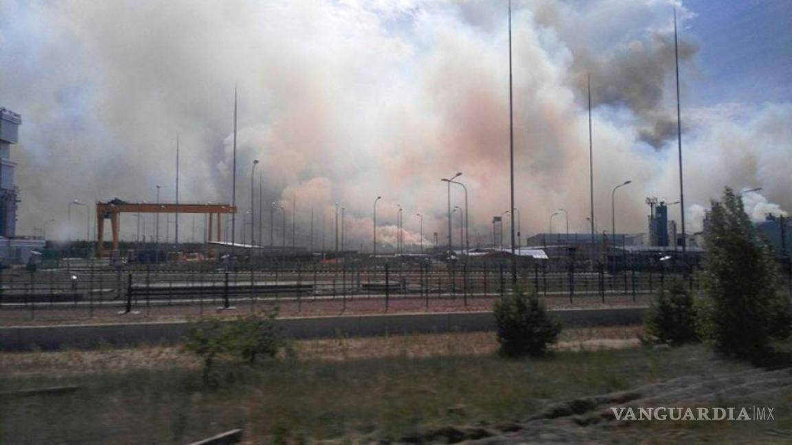 Apagan incendio en central nuclear de Zaporiyia, Ucrania; descartan liberación de radiación