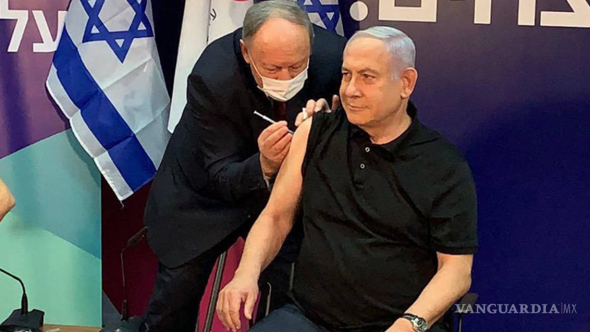Benjamín Netanyahu se convierte en la primera persona en ser vacunado contra el COVID-19 en Israel