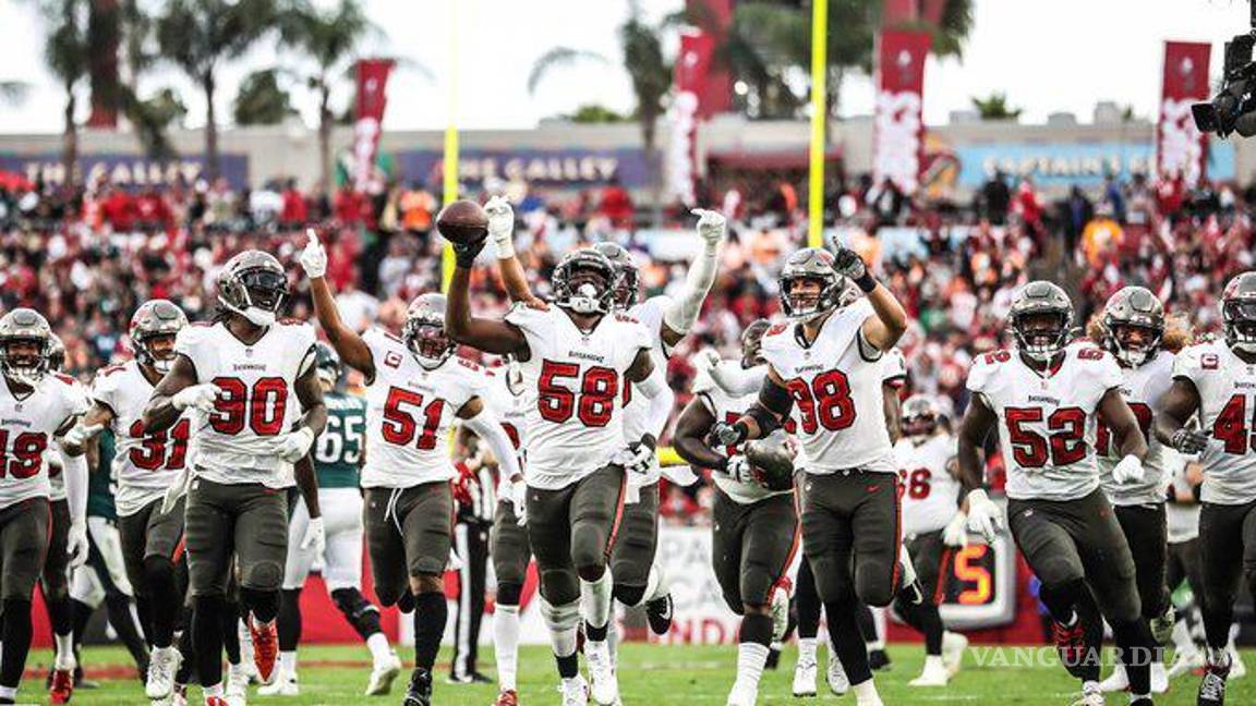 $!Los Buccaneers arrasaron desde el inicio del encuentro