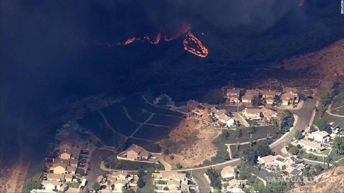 Los Ángeles y Sonoma en estado de emergencia por incendios forestales