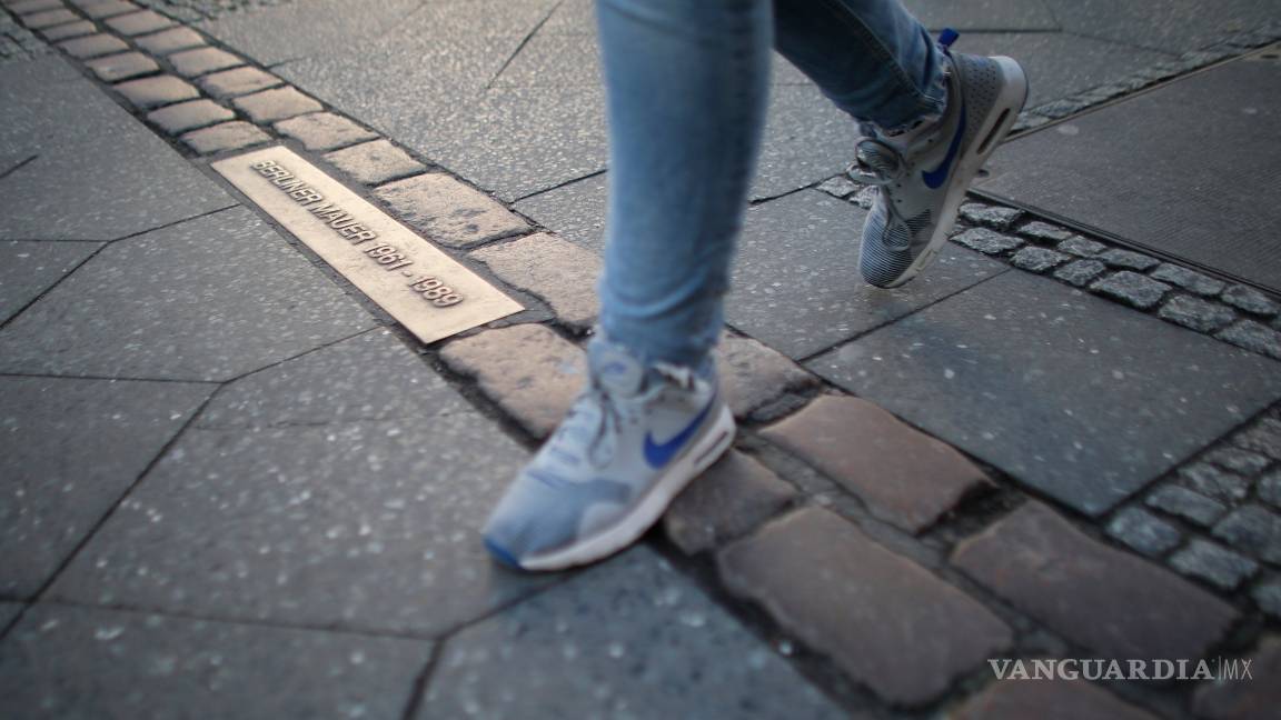 $!Muro de Berlín cumple los mismos días en pie como derribado