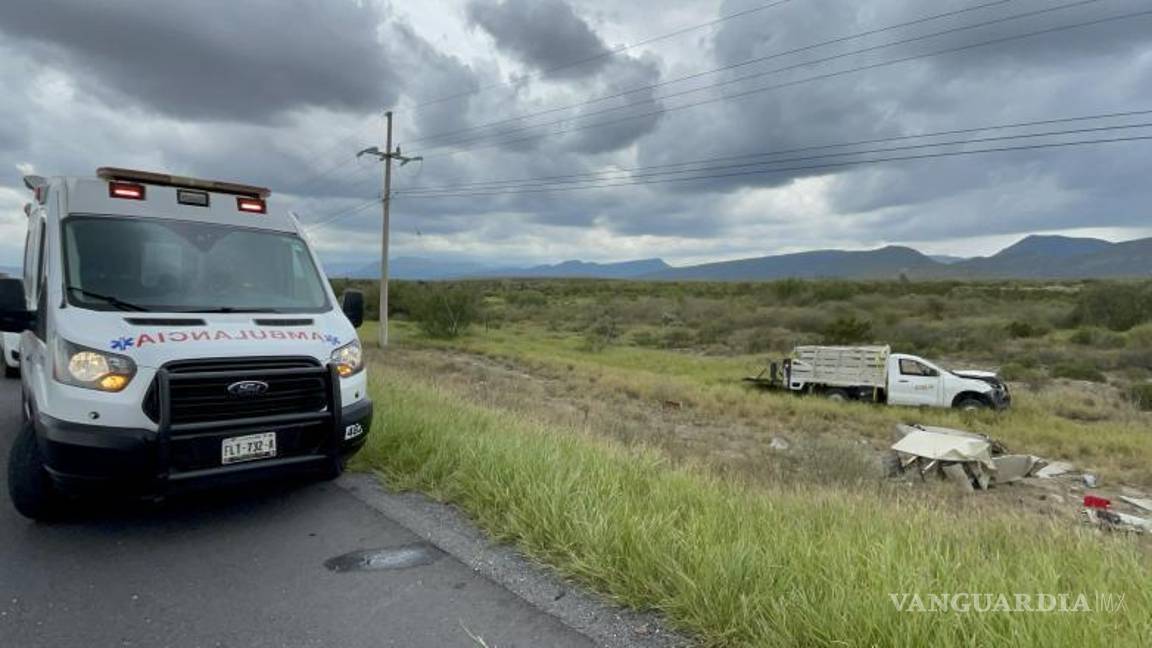 $!Los paramédicos trasladaron al lesionado a la Clínica 2 del IMSS, donde quedó bajo atención médica.