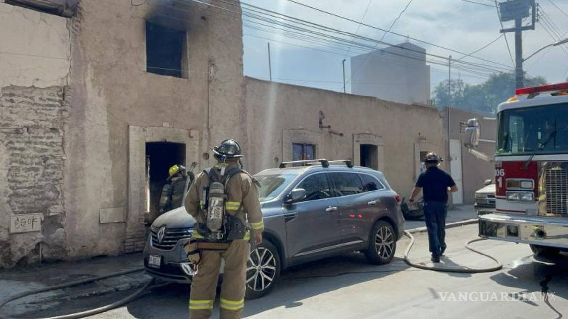 $!Vecinos y transeúntes se vieron afectados por las restricciones del cierre de las calles, que buscan garantizar la seguridad en la zona.