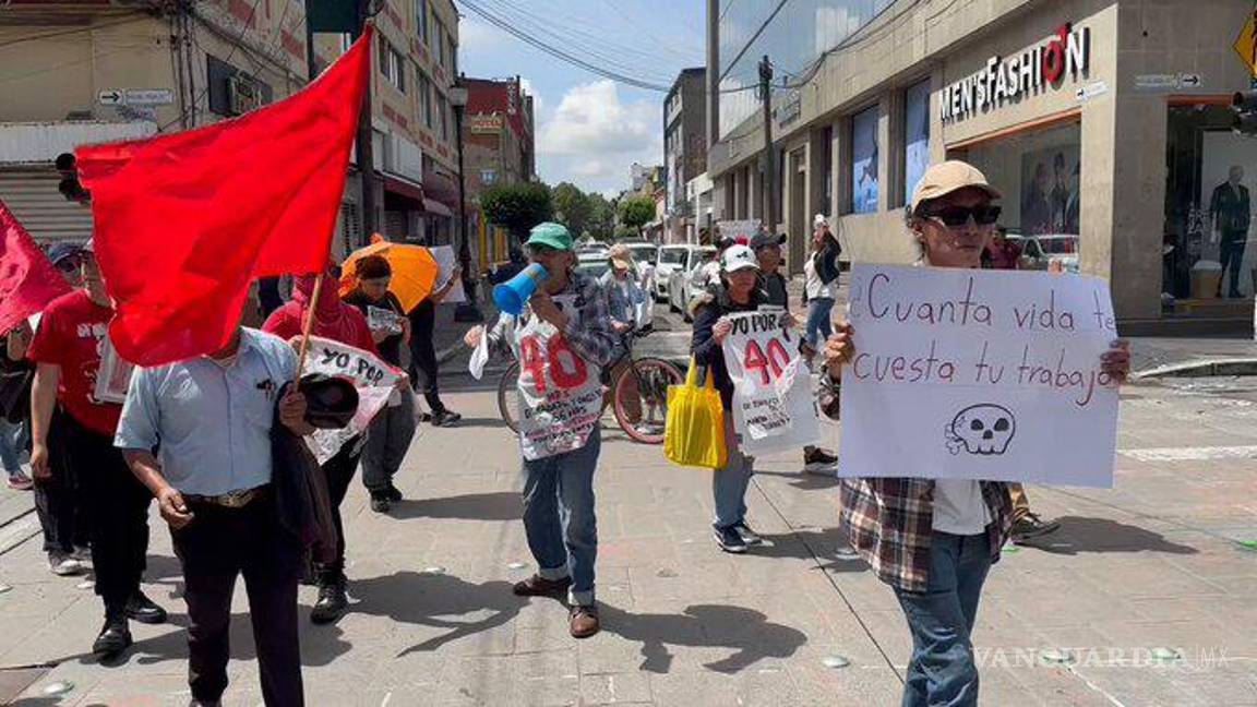 $!Marchan en México para exigir jornada laboral de 40 horas a nuevos diputados