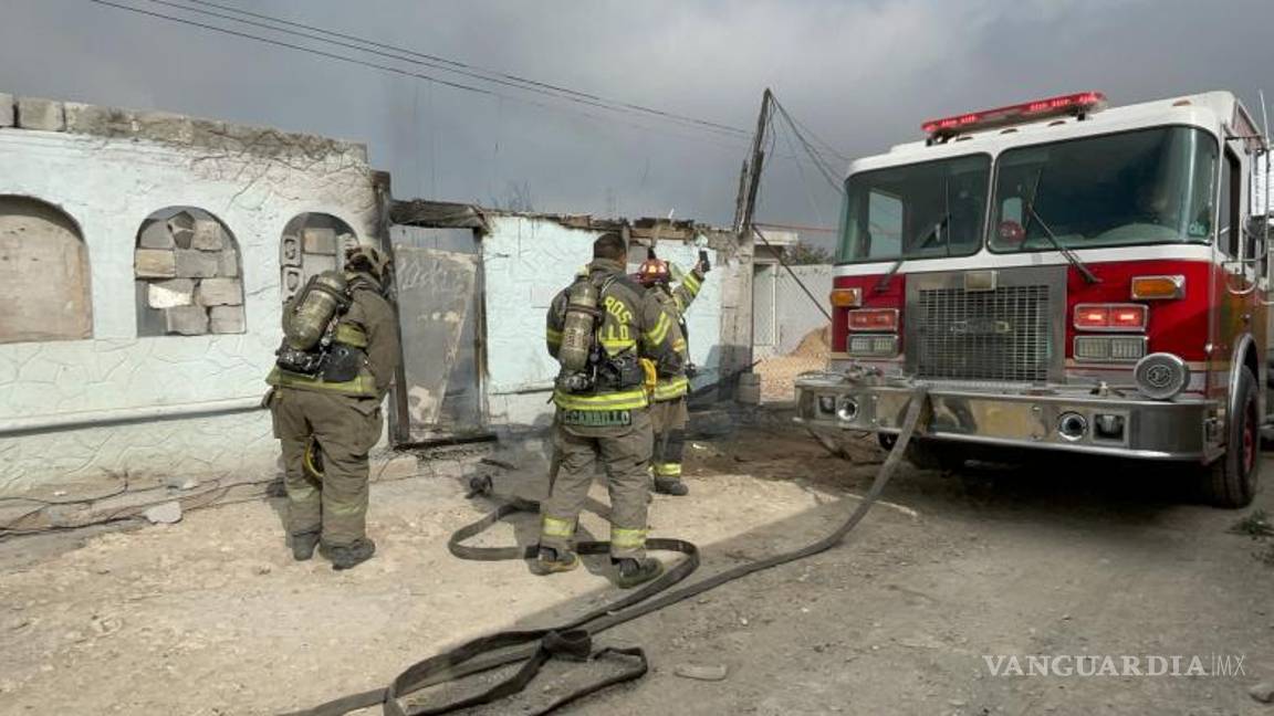 $!Vecinos de Valle de las Aves denuncian problemas constantes con los habitantes de la casa incendiada.