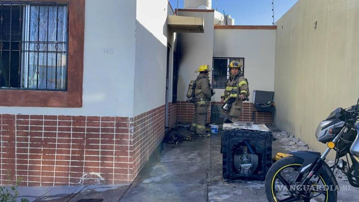 $!El resultado de un cortocircuito, movilizó a las autoridades en la colonia Nuevo Mirasierra.
