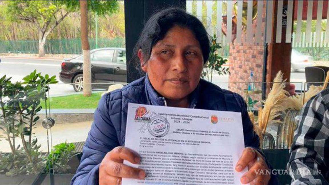 ‘Una mujer no puede gobernar’, amenazaron a alcaldesa en Chiapas con quemarla si no renunciaba