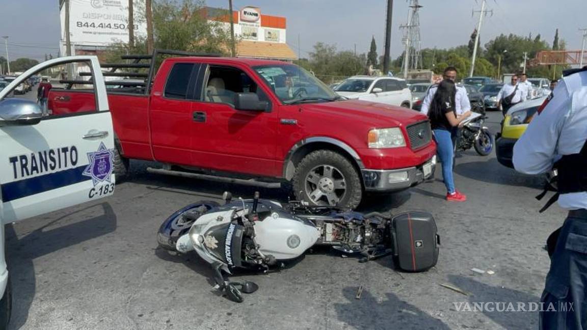 $!Aseguradoras llegaron al lugar del accidente para evaluar los daños y cubrir los gastos médicos y daños materiales.