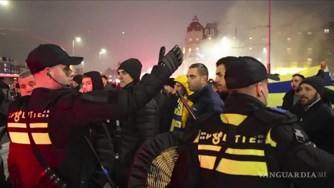 Hinchas israelíes fueron atacados tras partido de Europa League en Ámsterdam