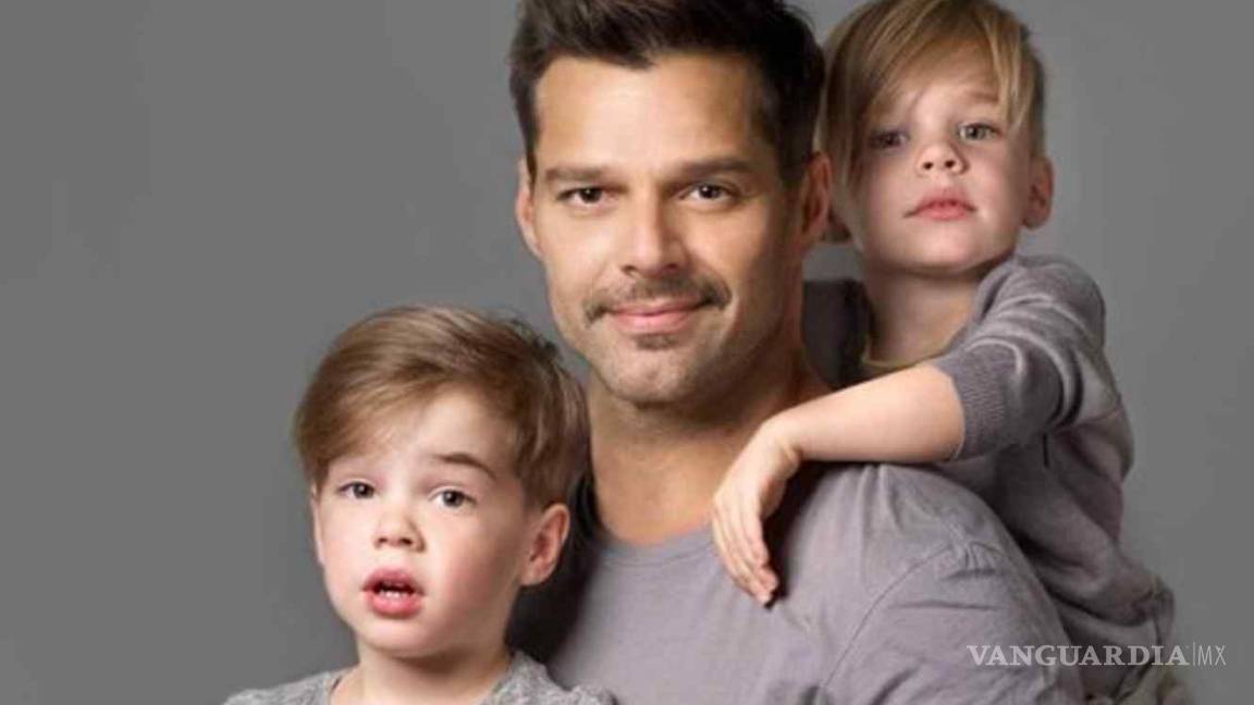 Acusan a Ricky Martin de pedófilo