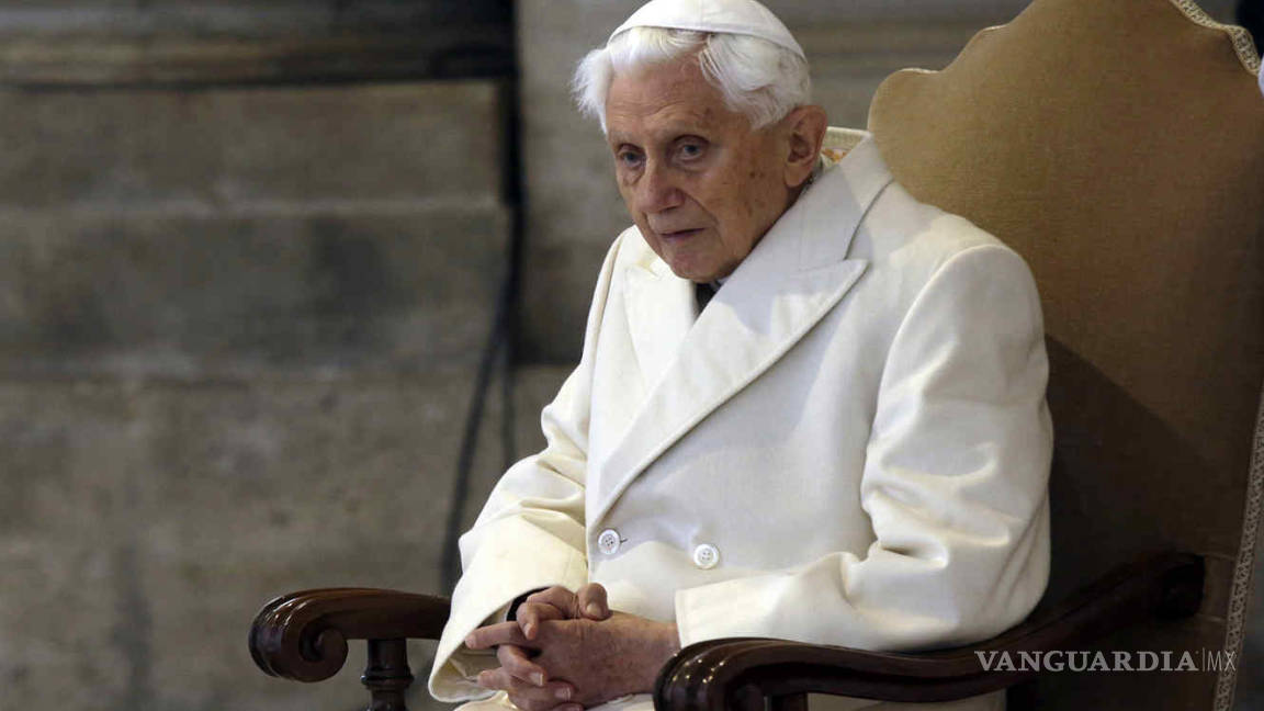 Niega el vaticano “enfermedad paralizante” de Benedicto XVI