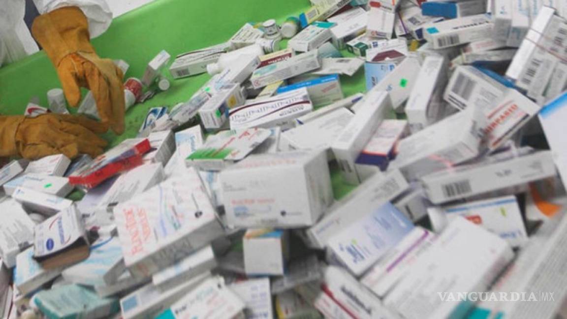 Preparan denuncia contra Yunes por dejar medicamentos caducos en Veracruz