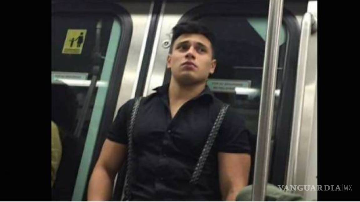Usan redes sociales para dar con usuario 'guapo' del Metro