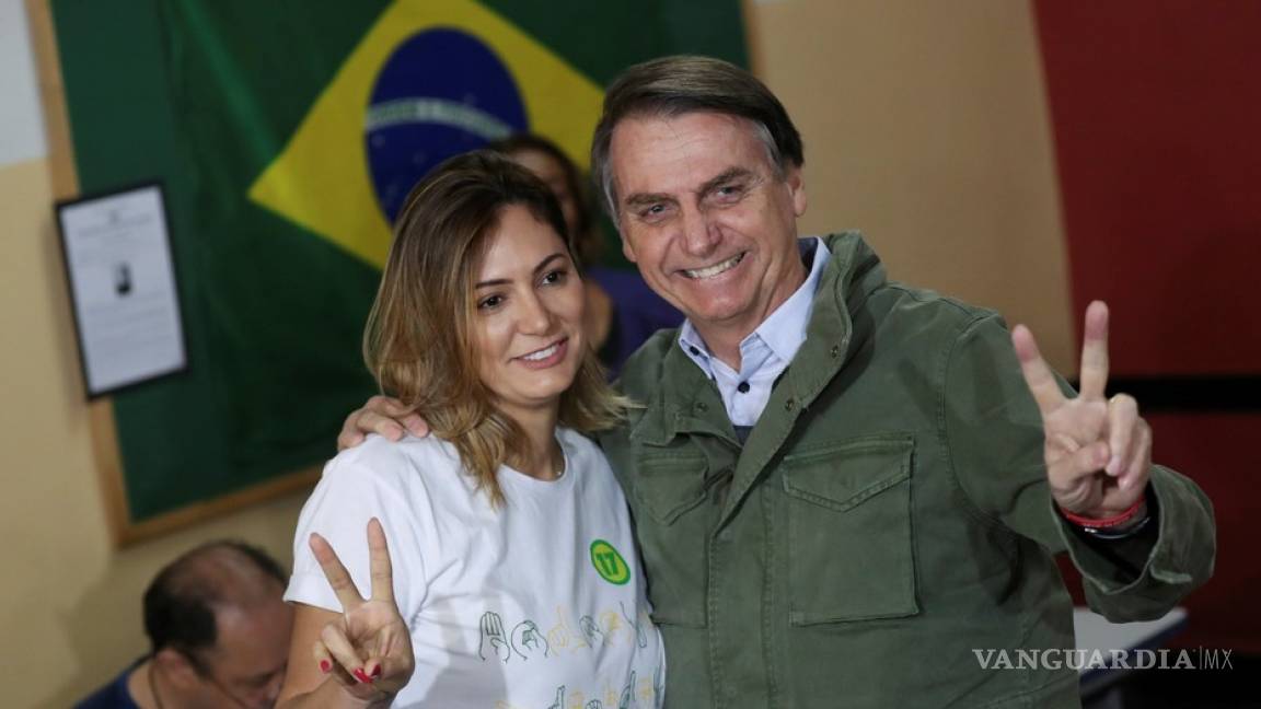 El polémico ultraderechista Bolsonaro gana la presidencia de Brasil