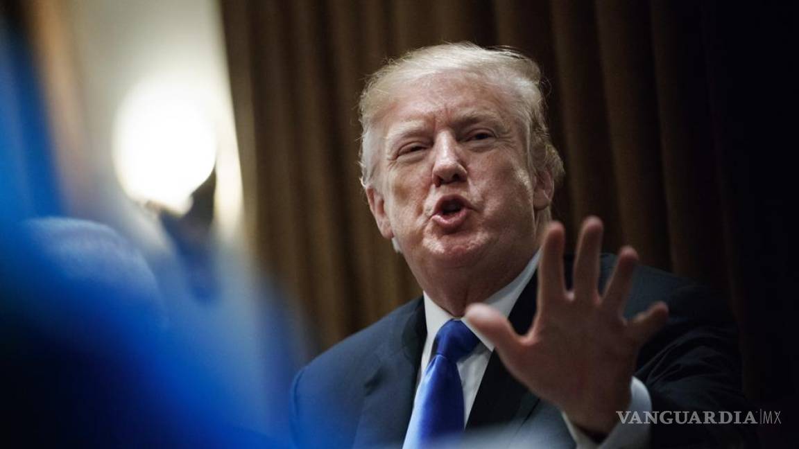 Trump anuncia aranceles del 25% a importaciones de China