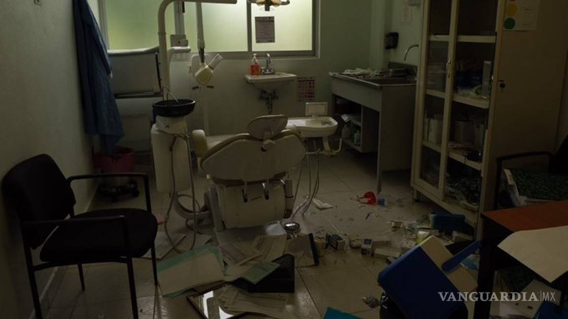 $!En Chiapas pobladores creen rumor del COVID-19 y destrozan hospital