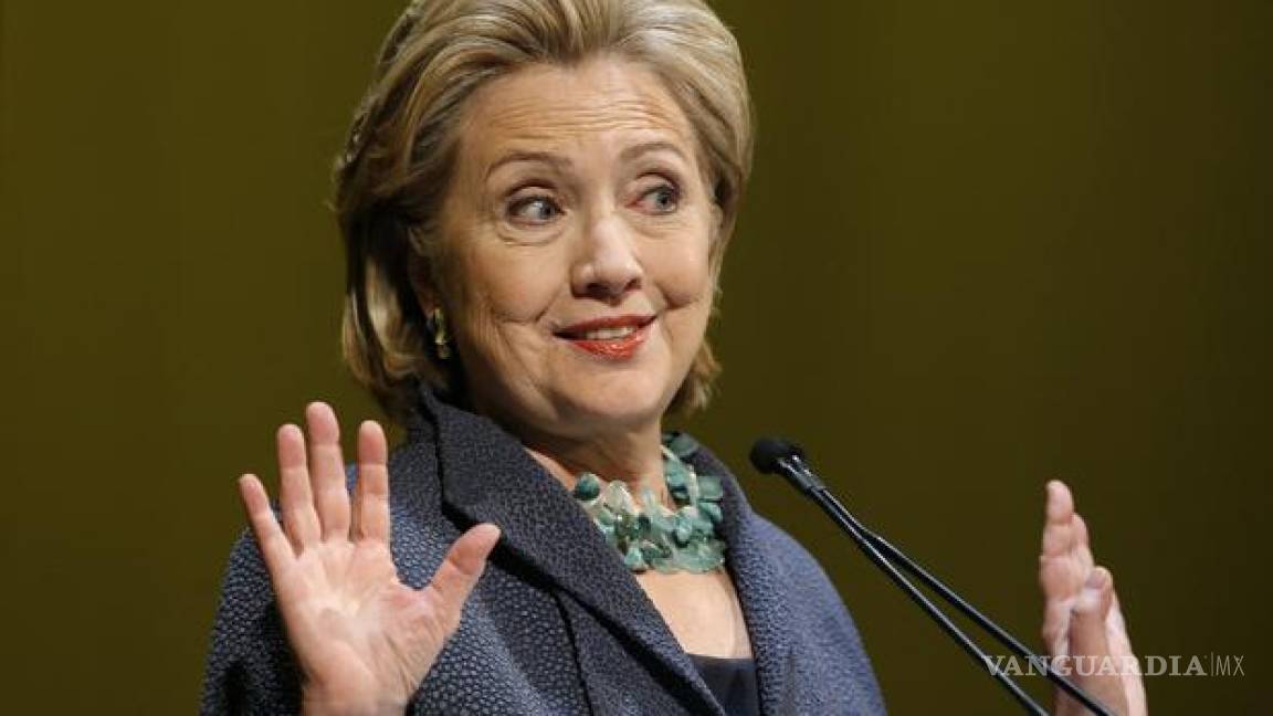 Hillary Clinton declara ante Congreso por ataque a consulado de EU en Libia en 2012