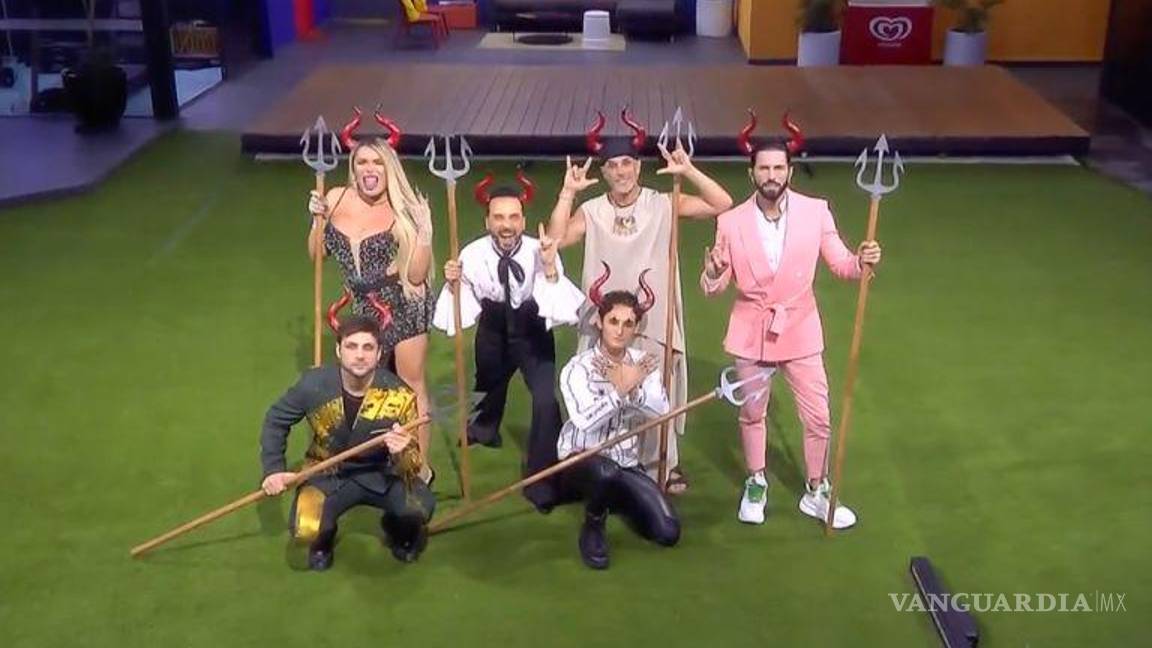 $!Si es que van en un grupo de amigos, pueden hacer un disfraz del Team Infierno.