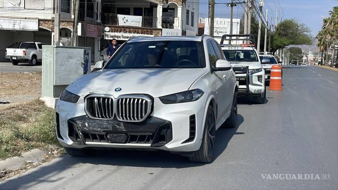 $!La unidad afectada fue una BMW X3, conducida por María del Pilar García Vera, de 45 años.