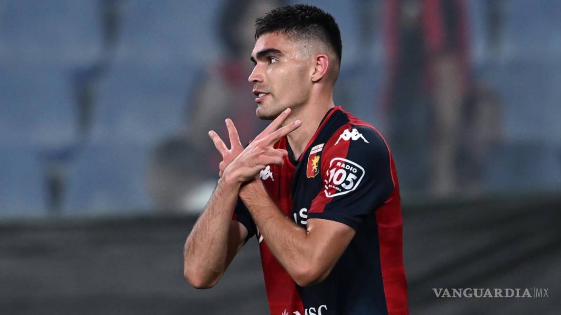 Johan Vásquez va con todo en su regreso al Genoa: anota de cabeza y avanzan en la Coppa Italia